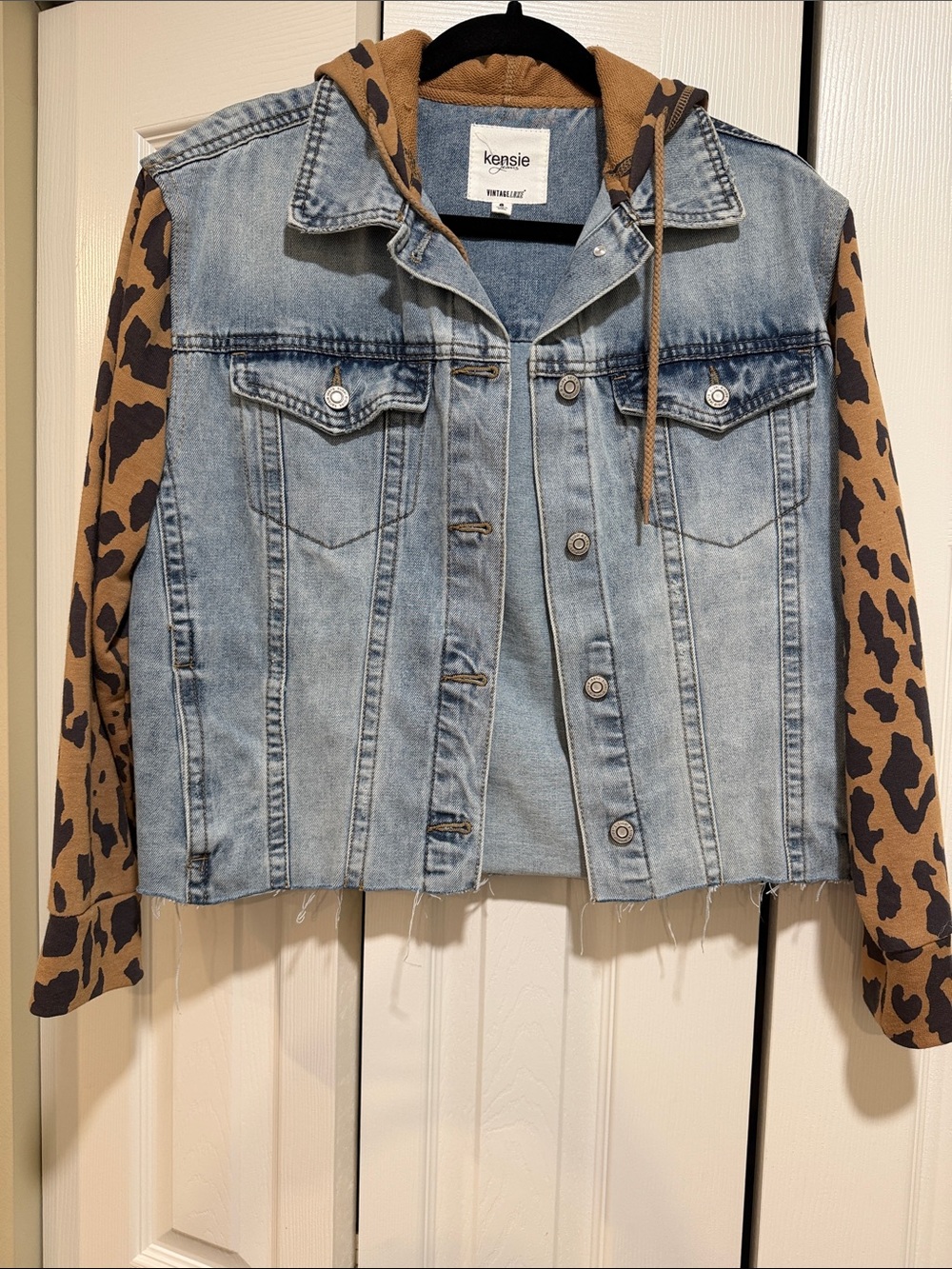 Kensie Light Blue Denim Jacket with Brown Leopard-Print Hoodie Sleeves